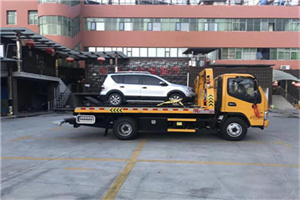 金顶街汽车紧急补胎换胎救援